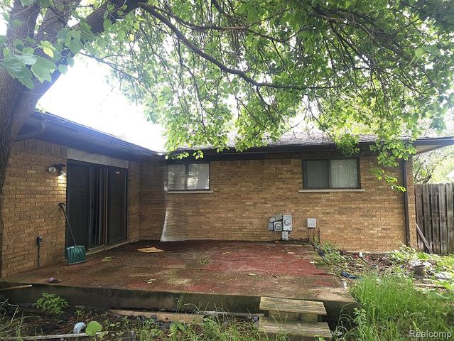 39409 Garony Drive, Clinton Township, MI 48038