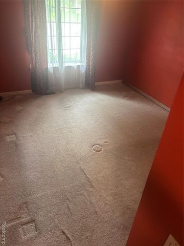 39409 Garony Drive, Clinton Township, MI 48038