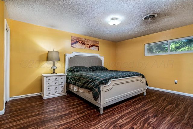 1900 Hemlock Street, Borger, TX 79007