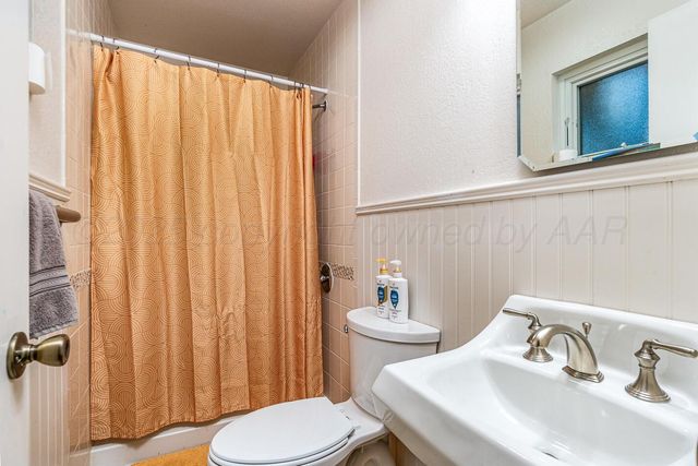 1900 Hemlock Street, Borger, TX 79007