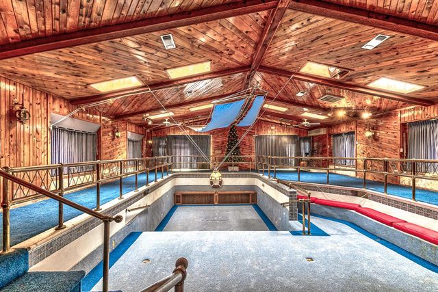 1900 Hemlock Street, Borger, TX 79007