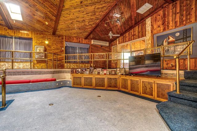 1900 Hemlock Street, Borger, TX 79007