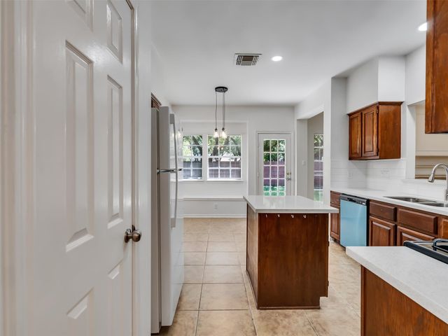 14527 Circlewood Way, Houston, TX 77062