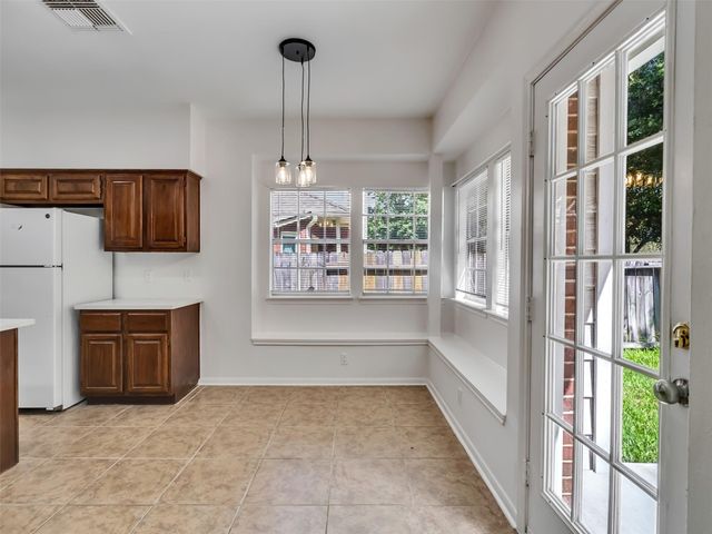 14527 Circlewood Way, Houston, TX 77062