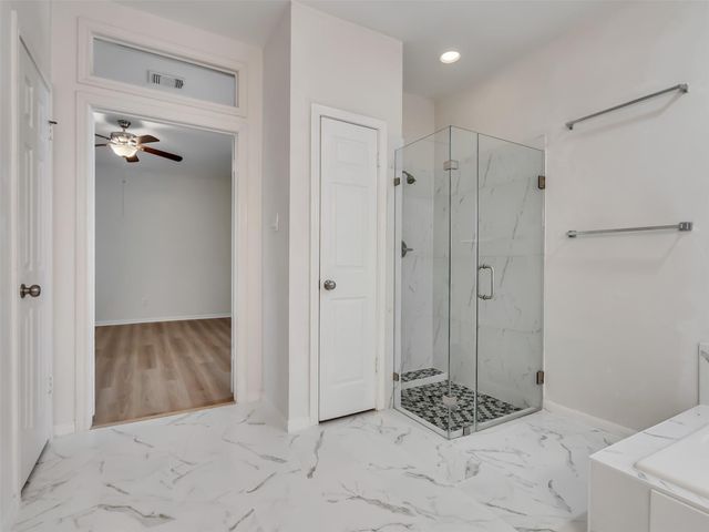 14527 Circlewood Way, Houston, TX 77062