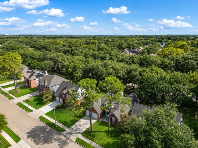 14527 Circlewood Way, Houston, TX 77062