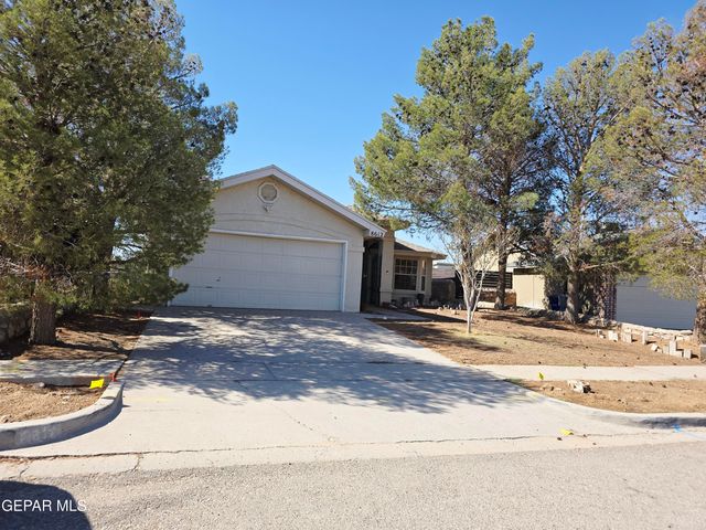 8612 Centennial Drive, El Paso, TX 79912