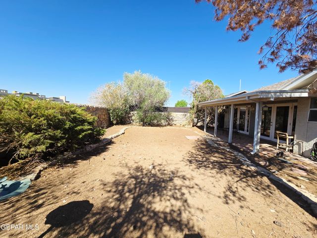 8612 Centennial Drive, El Paso, TX 79912
