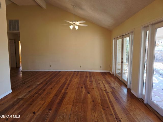 8612 Centennial Drive, El Paso, TX 79912