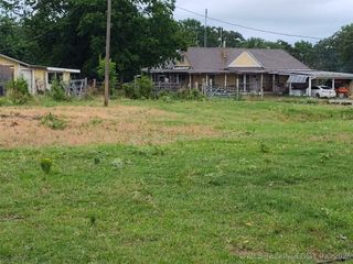 2926 Meadow Road, Bokchito, OK 74726