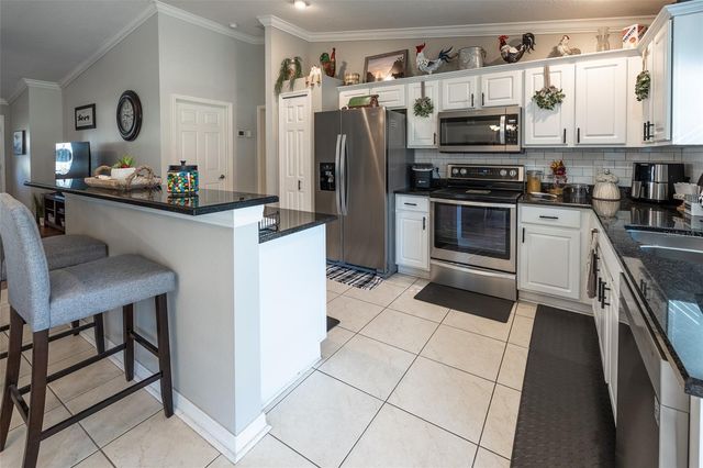 15143 SW 14TH AVENUE ROAD, Ocala, FL 34473