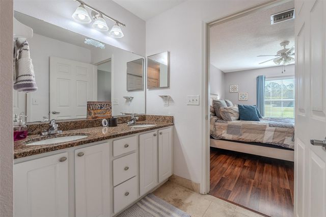 15143 SW 14TH AVENUE ROAD, Ocala, FL 34473