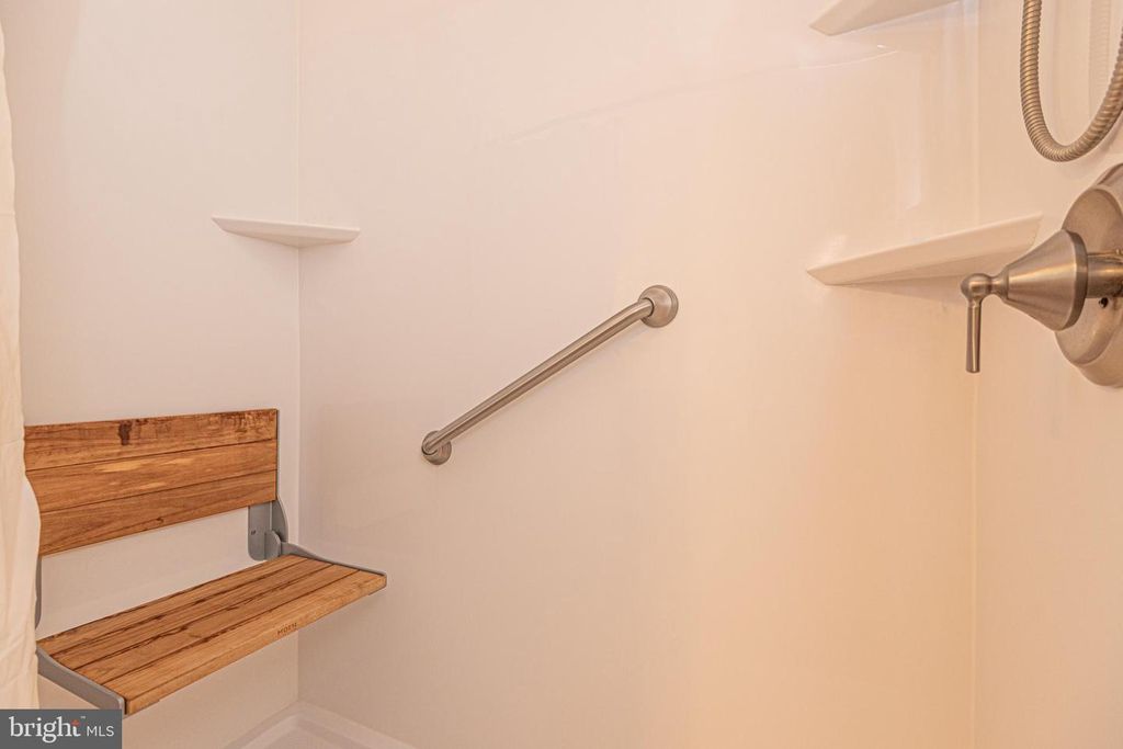 Image 34 of property listing at 130 BOSTON, Ocean Pines, MD 21811