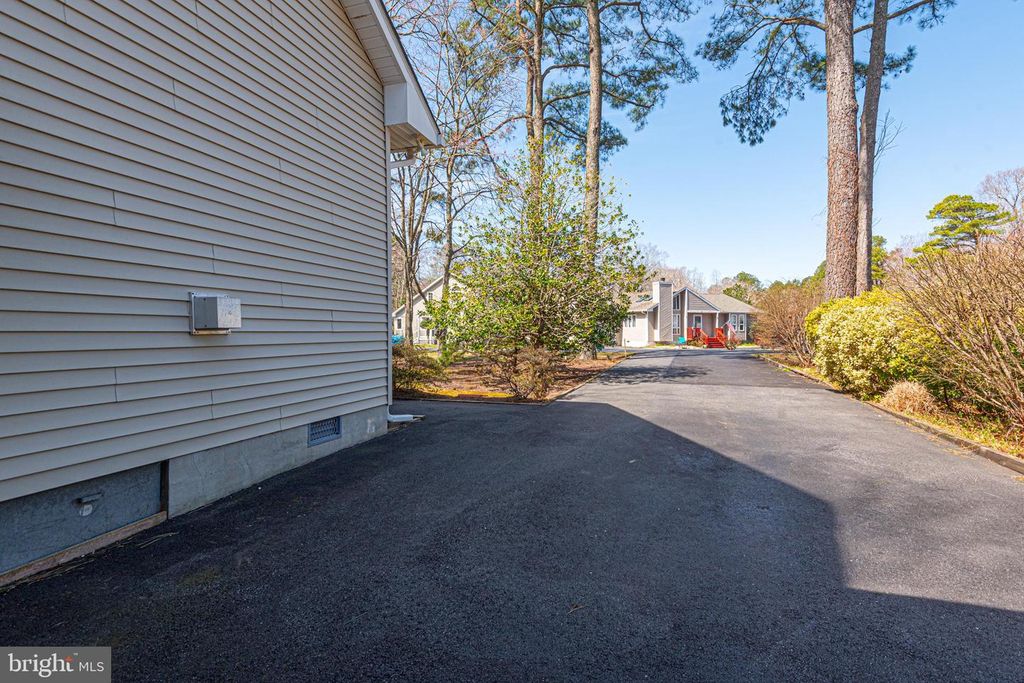 Image 61 of property listing at 130 BOSTON, Ocean Pines, MD 21811