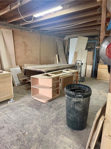 8132 S Central, Los Angeles, CA 90001