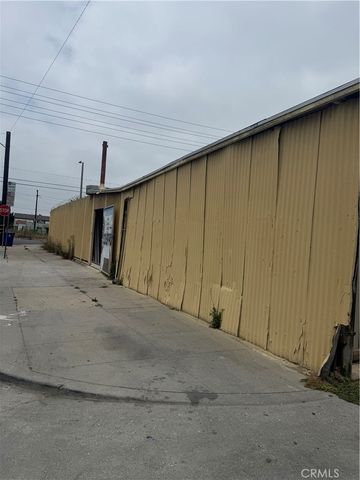 8132 S Central, Los Angeles, CA 90001