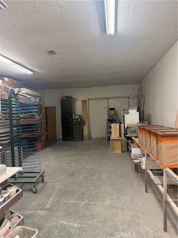 8132 S Central, Los Angeles, CA 90001