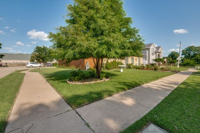 1110 Capitol Court, Irving, TX 75060