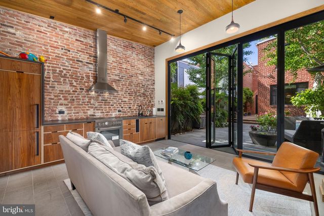 1436 S ST NW, Washington, DC 20009