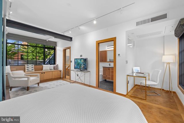 1436 S ST NW, Washington, DC 20009