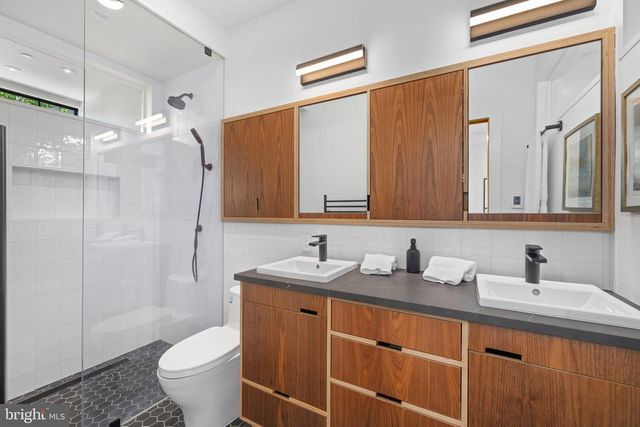 1436 S ST NW, Washington, DC 20009