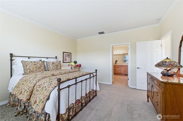 24563 NE Vine Maple Way, Redmond, WA 98053