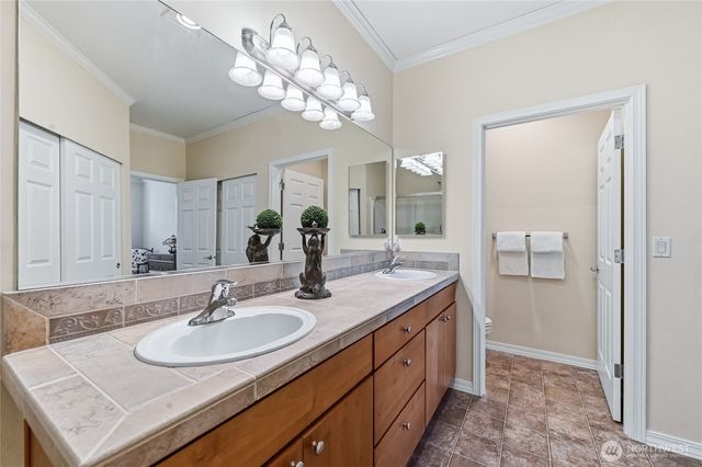 24563 NE Vine Maple Way, Redmond, WA 98053