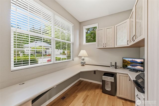 24563 NE Vine Maple Way, Redmond, WA 98053
