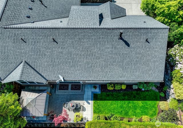 24563 NE Vine Maple Way, Redmond, WA 98053