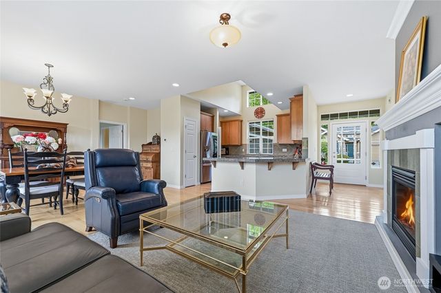 24563 NE Vine Maple Way, Redmond, WA 98053