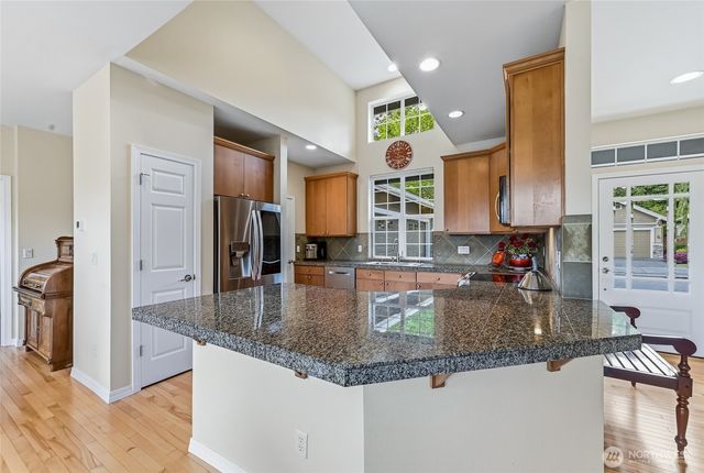 24563 NE Vine Maple Way, Redmond, WA 98053
