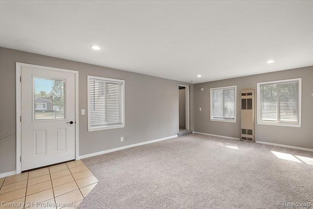 6676 Northview Drive, Independence Charter Township, MI 48346