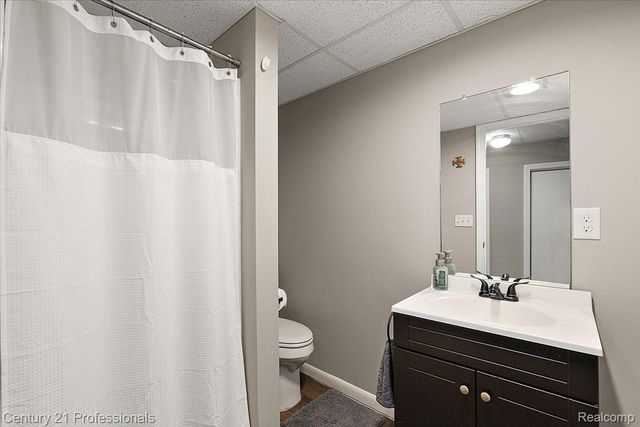 6676 Northview Drive, Independence Charter Township, MI 48346
