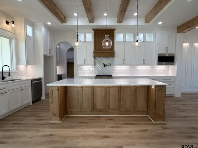 12279 Amy Ct, Bullard, TX 75757