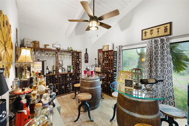 2731 S Parkview Dr, Hallandale Beach, FL 33009