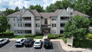 113 CASCADE CT #11, West Windsor, NJ 08540