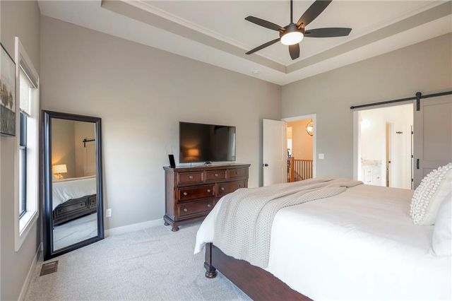 1820 Homestead Drive, Liberty, MO 64068