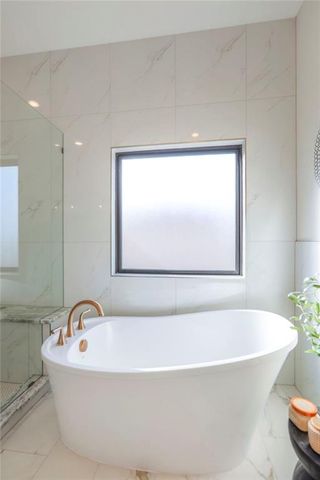 1820 Homestead Drive, Liberty, MO 64068