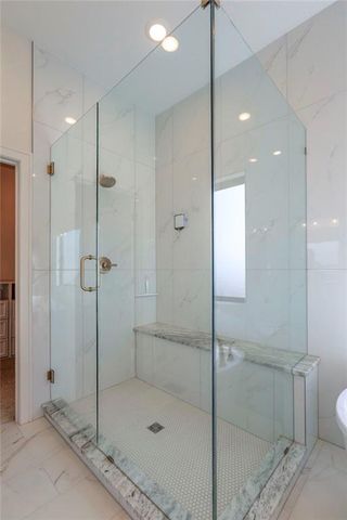 1820 Homestead Drive, Liberty, MO 64068