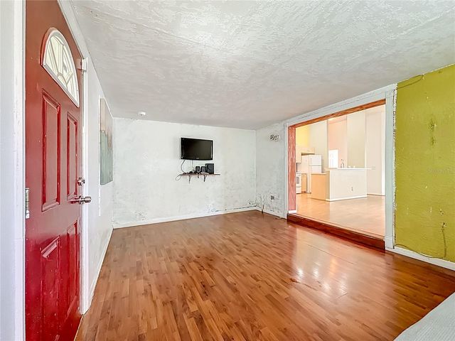 1926 29TH AVENUE N, St Petersburg, FL 33713