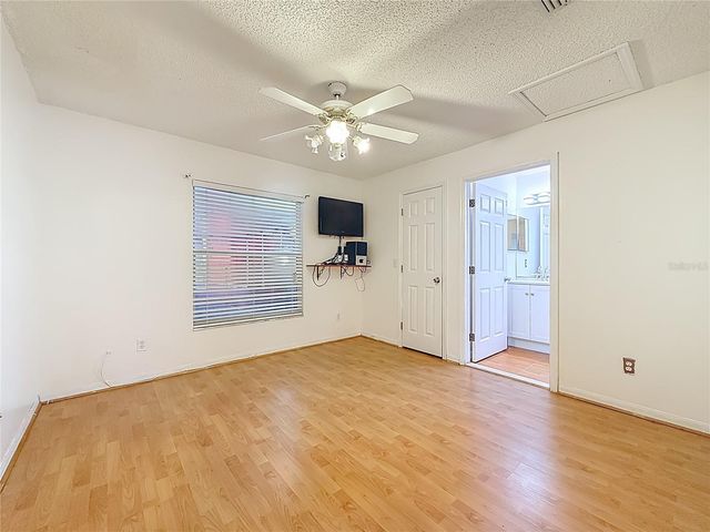 1926 29TH AVENUE N, St Petersburg, FL 33713