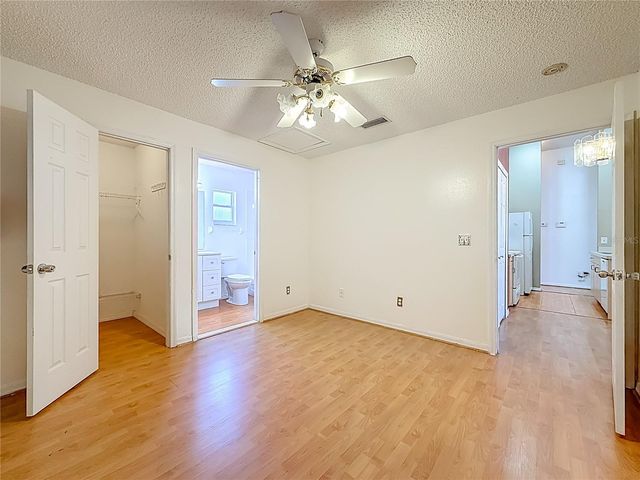 1926 29TH AVENUE N, St Petersburg, FL 33713