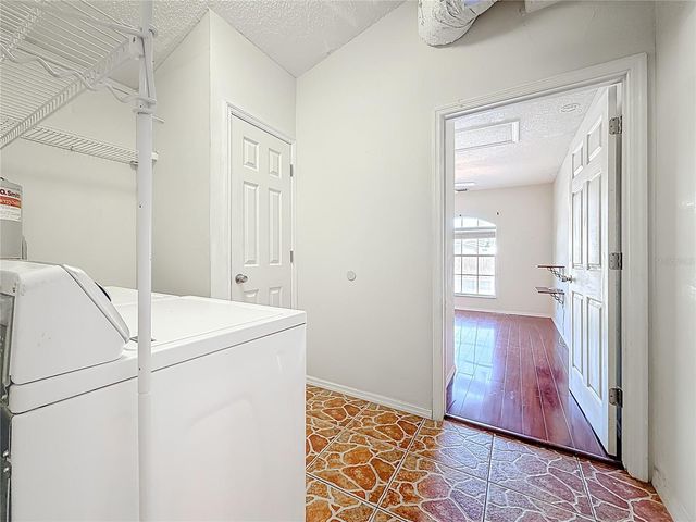 1926 29TH AVENUE N, St Petersburg, FL 33713