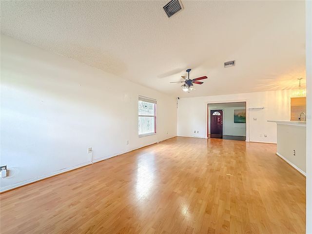 1926 29TH AVENUE N, St Petersburg, FL 33713