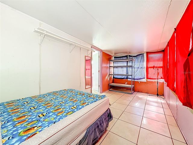 1926 29TH AVENUE N, St Petersburg, FL 33713