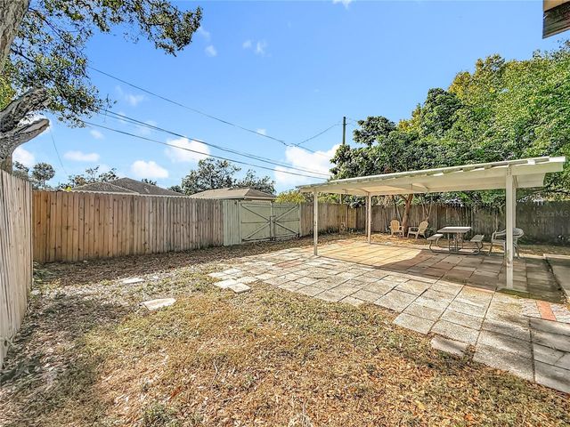 1926 29TH AVENUE N, St Petersburg, FL 33713