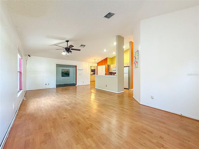 1926 29TH AVENUE N, St Petersburg, FL 33713