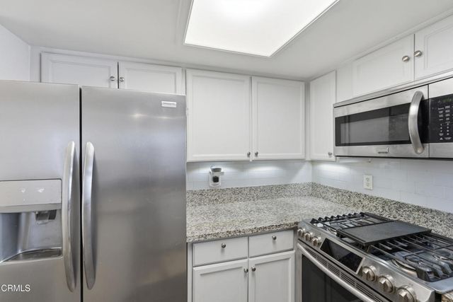 450 W Dryden Street 303, Glendale, CA 91202