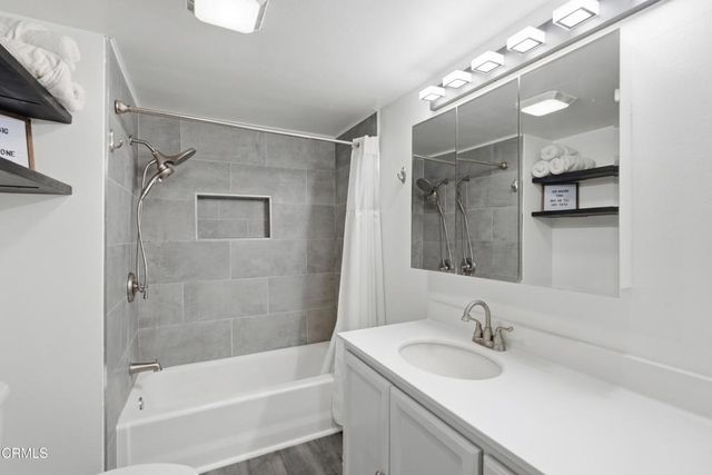 450 W Dryden Street 303, Glendale, CA 91202