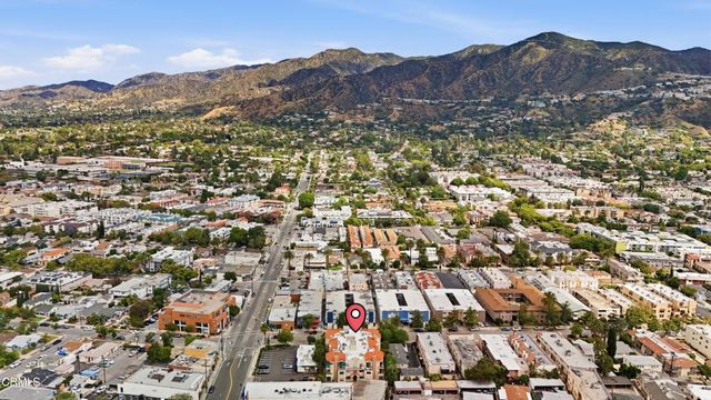 450 W Dryden Street 303, Glendale, CA 91202